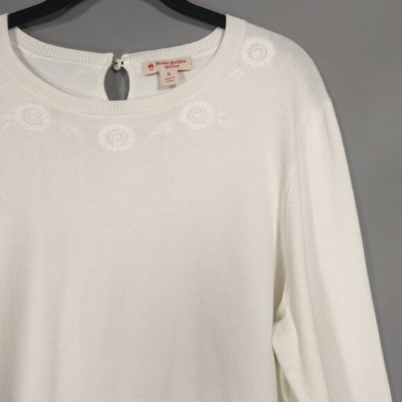 Brooks Brothers Red Fleece Women's Knit Sweater Ivory Embroidered Floral Size XL - Picture 6 of 9